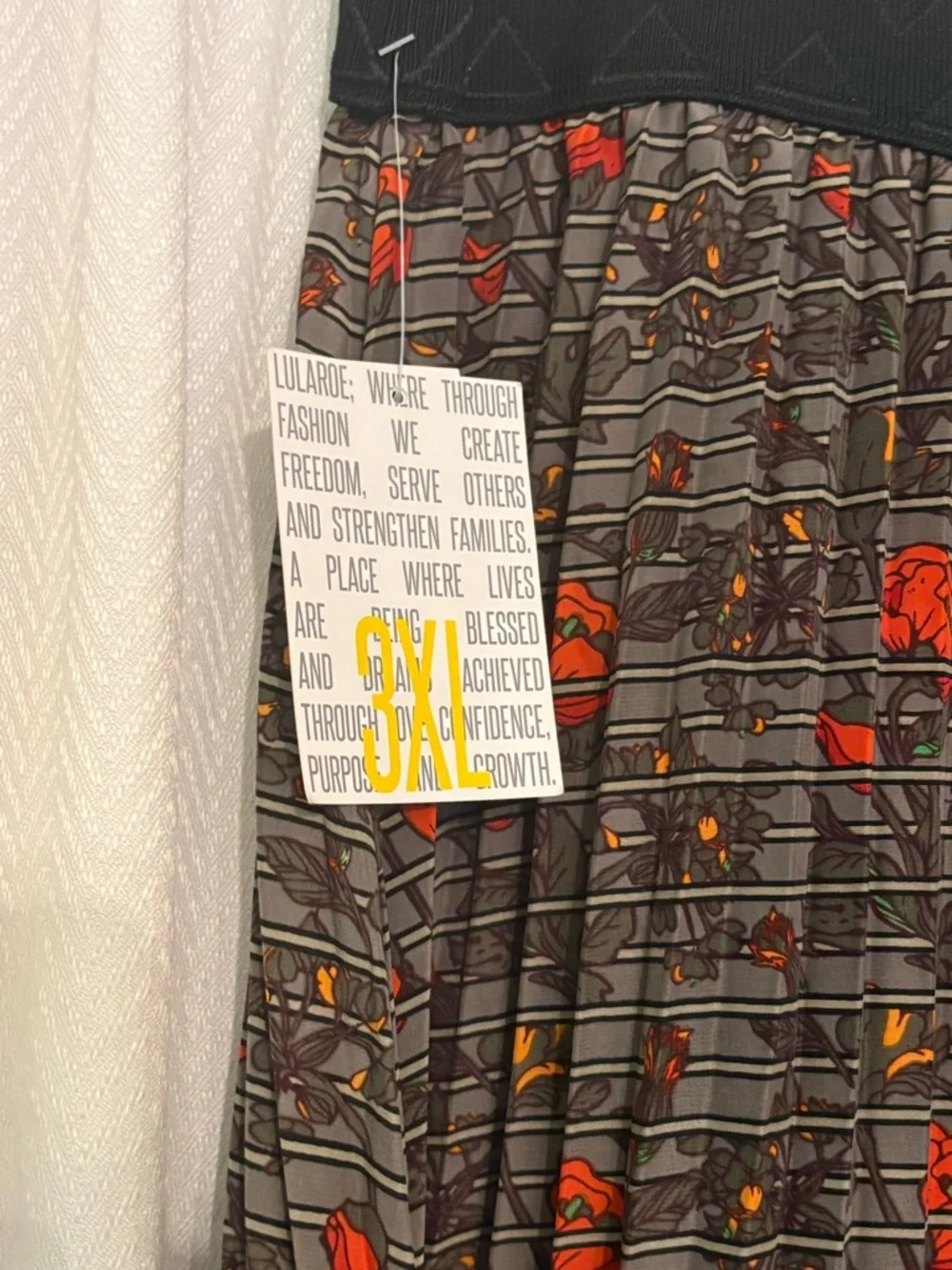 NWT Lularoe Jill Skirt